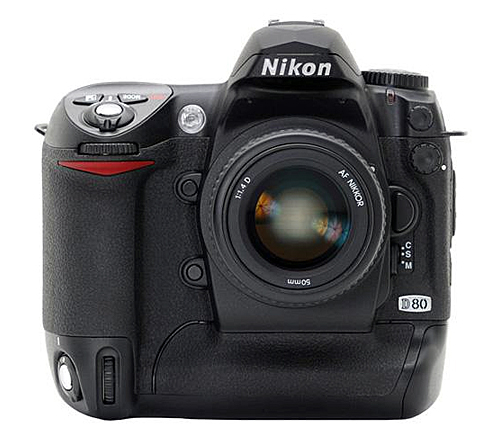 Nikon D800 или Nikon D600