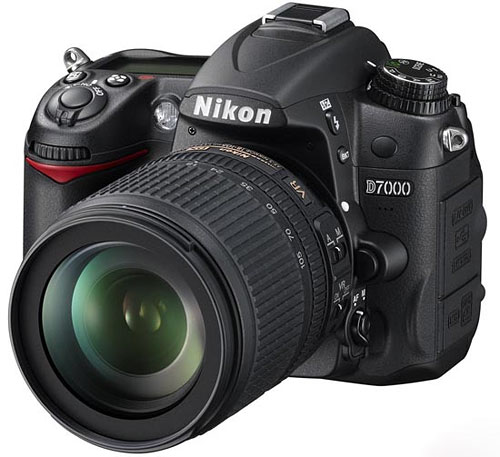 Nikon D7000 kit 18-105